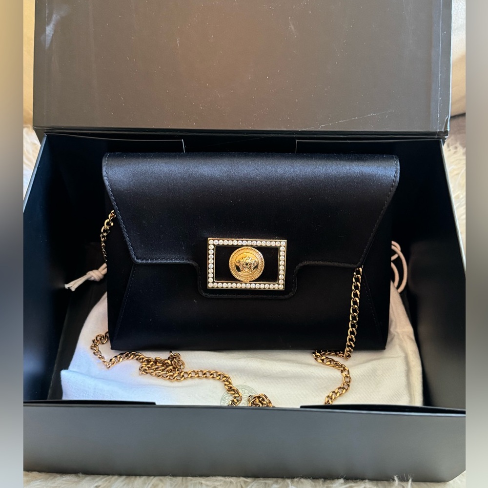 Versace Satin WOC 🖤